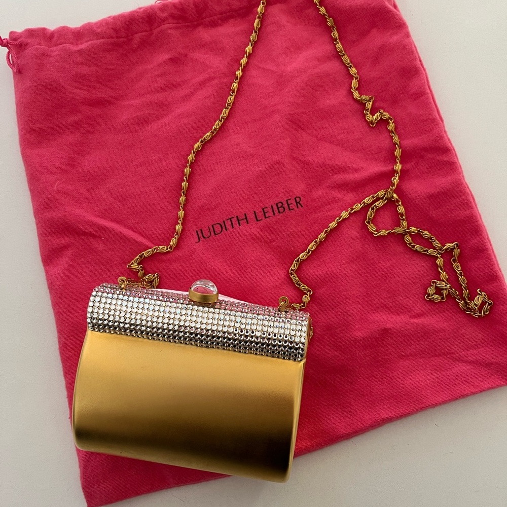 Judith Leiber evening bag. Only used once. In like new condition